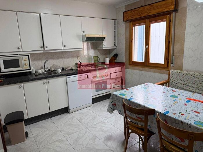 Castilla y León, León: Casa en venta de 4 habitaciones
