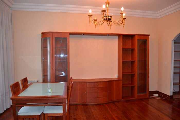 Piso en venta de 3 habitaciones en Ibaiondo, Casco Viejo
