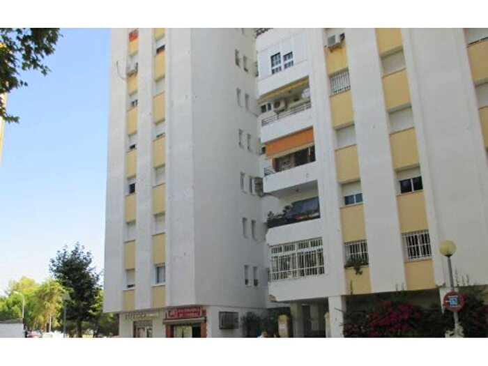 Andalucía, Cádiz: Piso en venta de 4 habitaciones