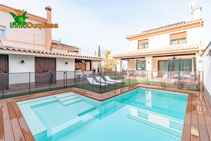Casa en venta de 4 habitaciones: Andalucía, Granada