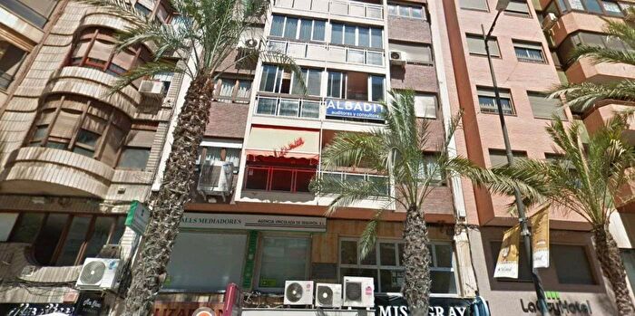 Piso de 3 habitaciones en venta en Comunitat Valenciana, Alicante