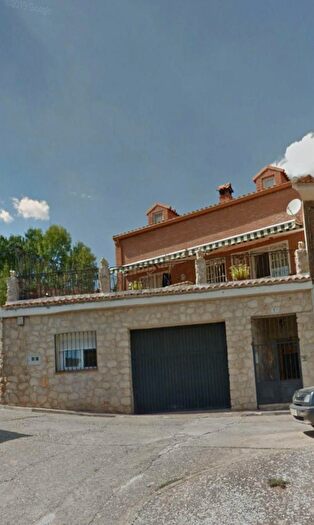 Casa de 3 habitaciones en venta en Escariche, Guadalajara