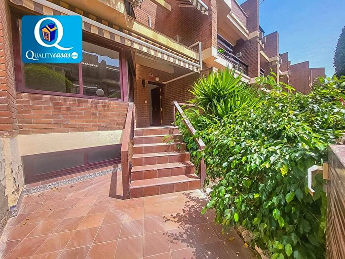 Casa en venta de 4 habitaciones, Comunitat Valenciana, Alicante