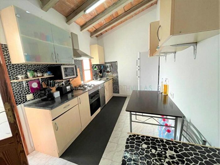 Casas en venta y pisos alquiler - 2