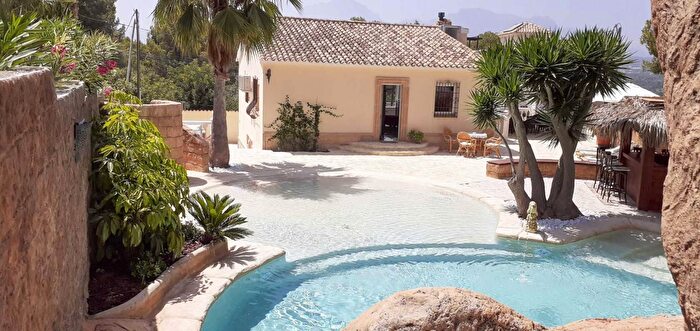Casa de 3 habitaciones en venta en Comunitat Valenciana, Alicante