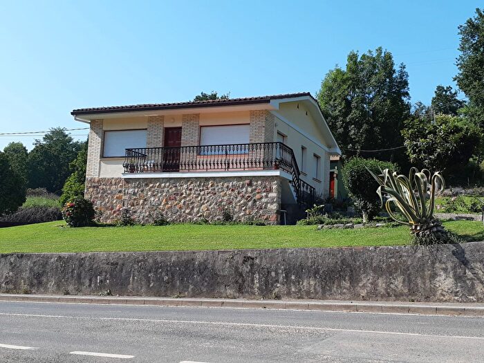 Casa en venta de 3 habitaciones en Guriezo, Cantabria