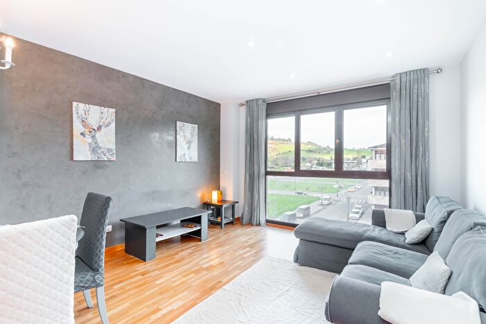 Piso de 2 habitaciones en venta en Llanera, Asturias
