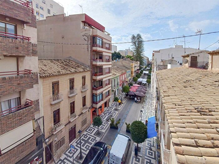 Piso de 5 habitaciones en venta en Comunitat Valenciana, Alicante