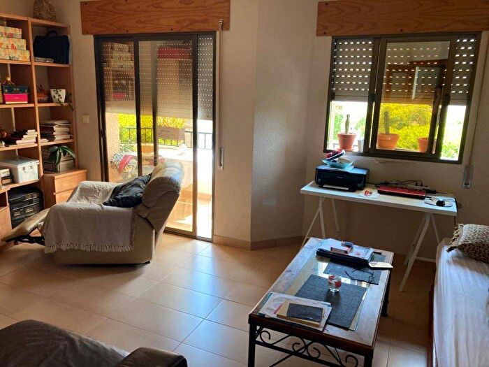 Piso en venta de 4 habitaciones en Andalucía, Almería