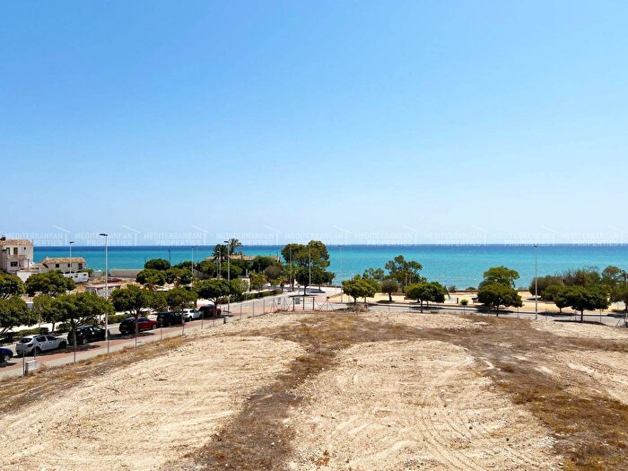 Piso en venta de 3 habitaciones en Comunitat Valenciana, Alicante