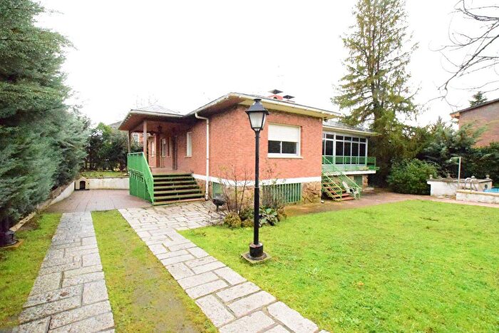 Casas en venta y pisos alquiler - 2