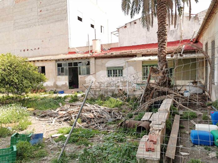 Casas en venta y pisos alquiler - 2