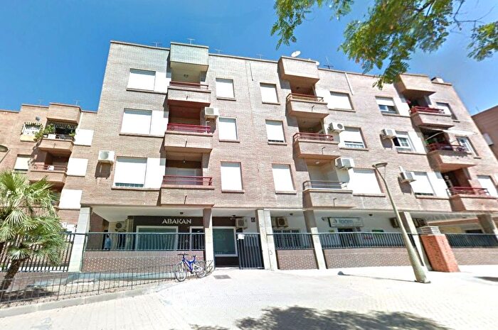 Piso de 4 habitaciones en venta en Barrio Alto San Félix, Almería Capital