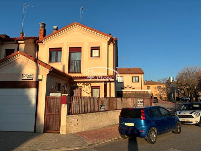 Casa de 3 habitaciones en venta en Castilla y León, Segovia