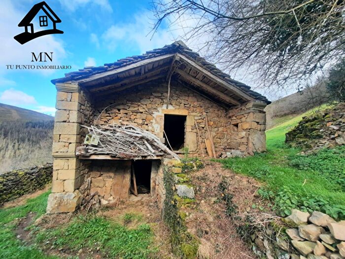 Casa en venta, San Pedro del Romeral, Cantabria