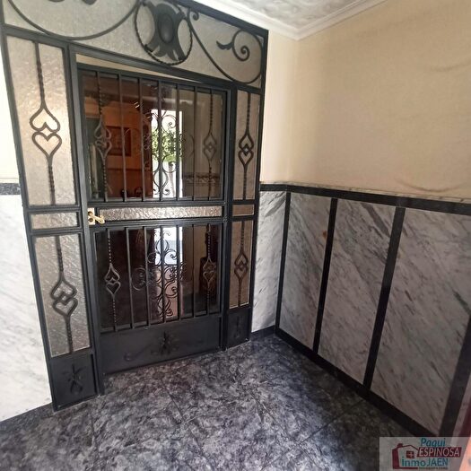 Torredonjimeno, Jaén: Casa en venta de 4 habitaciones