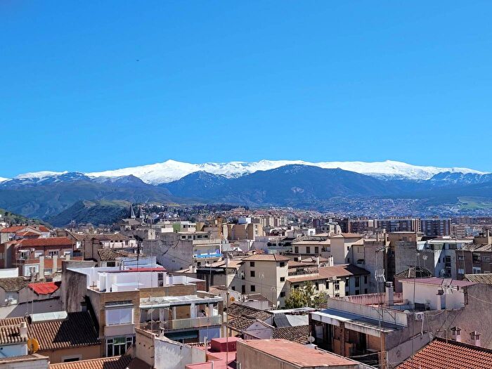 Andalucía, Granada: Piso en venta de 5 habitaciones