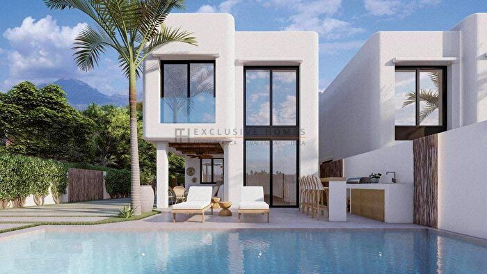 Casa de 4 habitaciones en venta en Comunitat Valenciana, Alicante