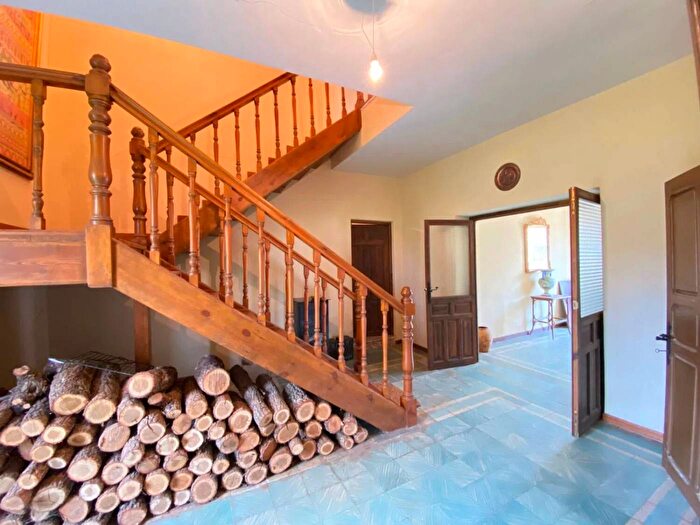 Casa de 7 habitaciones en venta en Castilla y León, Burgos