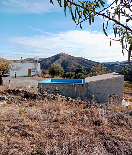 Casa de 2 habitaciones en venta en Tahal, Almería