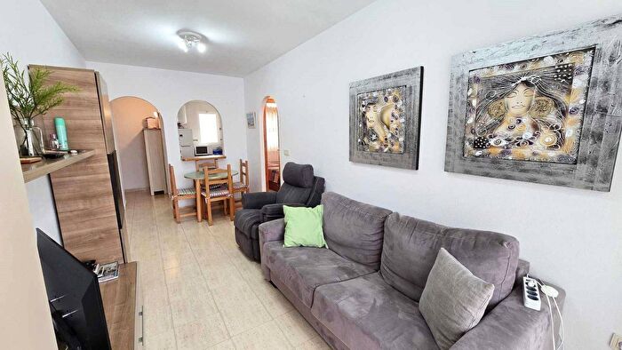 Piso de 2 habitaciones en venta en Comunitat Valenciana, Alicante