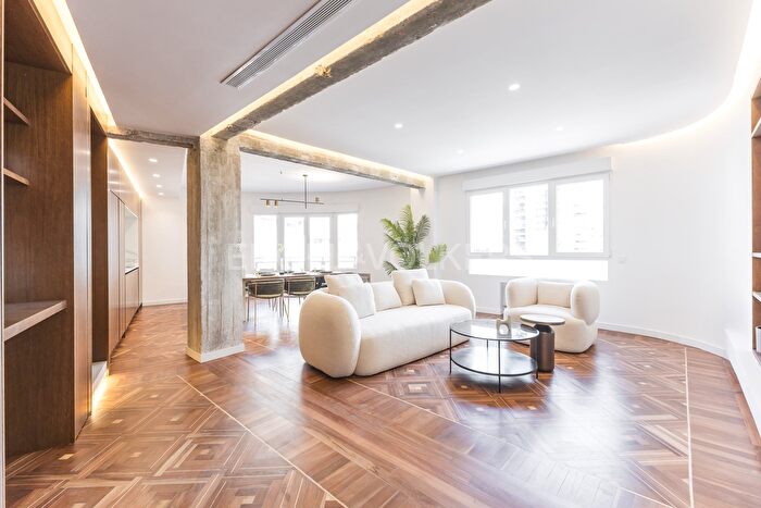 Piso en venta de 4 habitaciones: Barrio de Salamanca, Guindalera