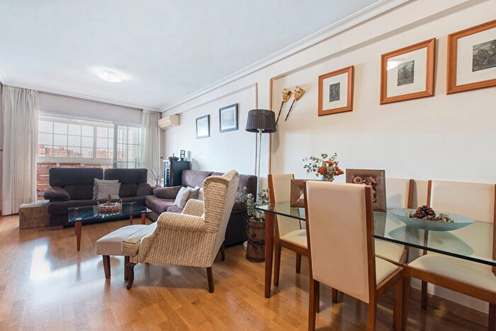 Piso de 4 habitaciones en venta en Villafontana Estoril I, Móstoles