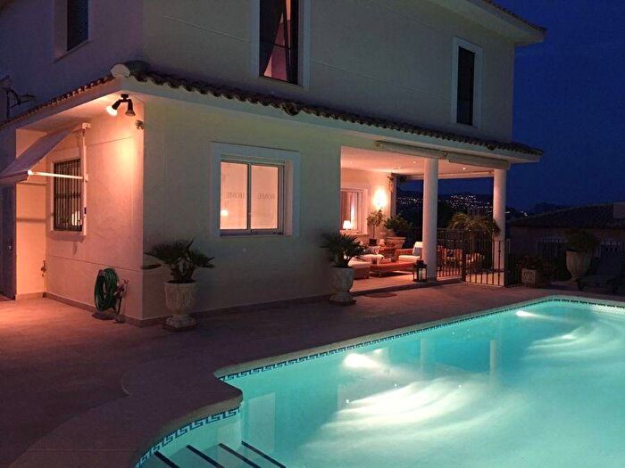 Casa de 4 habitaciones en venta en Comunitat Valenciana, Alicante