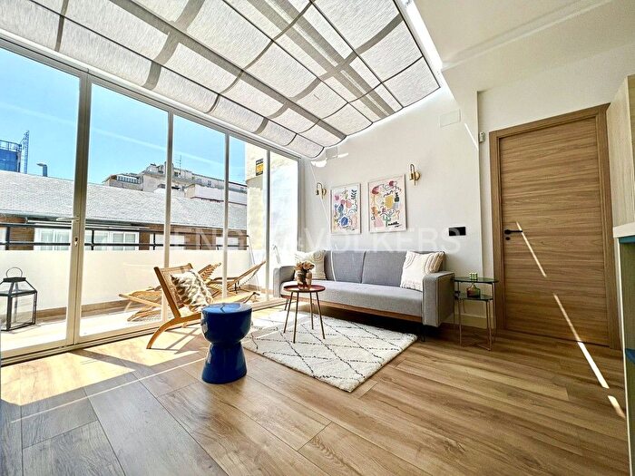 Piso en venta de 3 habitaciones, Chamberí, Arapiles
