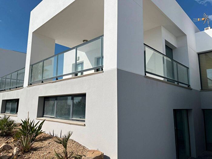 Casa de 3 habitaciones en venta en Comunitat Valenciana, Alicante