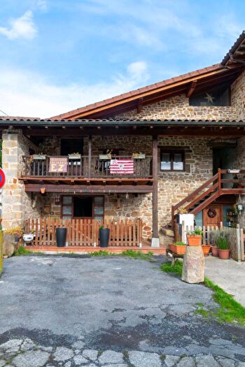 Casas en venta y pisos alquiler - 2