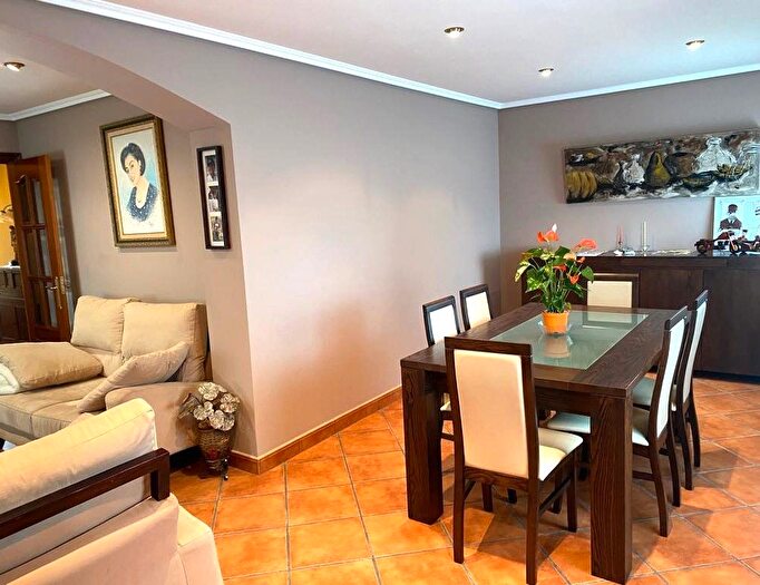 Casa de 7 habitaciones en venta en Cabanas, A Coruña