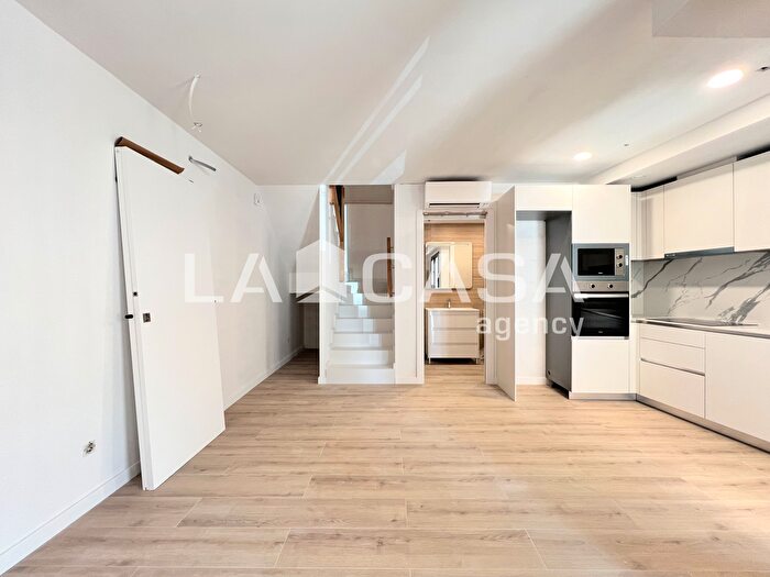 Piso de 3 habitaciones en venta en Artigues Llefià, Llefià