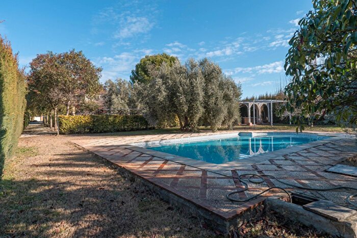 Casa en venta de 6 habitaciones en Atarfe, Granada
