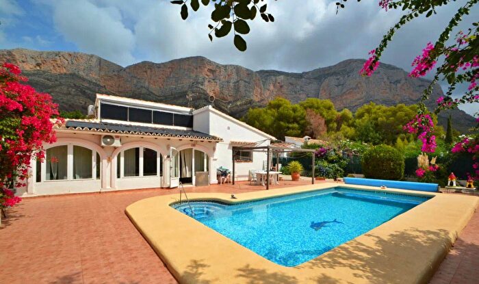 Casa en venta de 4 habitaciones: Comunitat Valenciana, Alicante