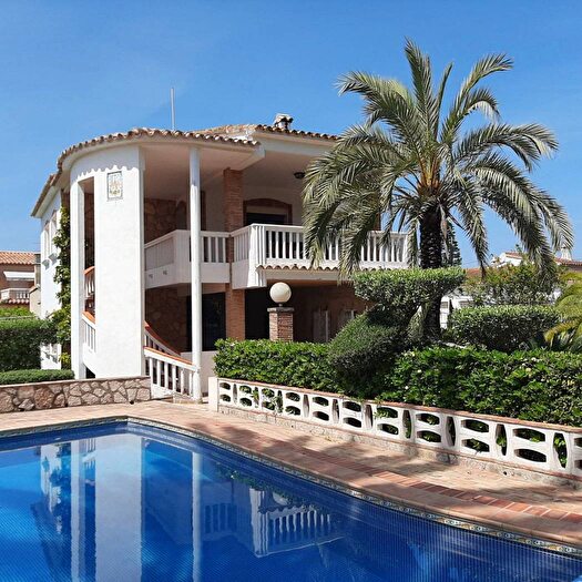 Comunitat Valenciana, Alicante: Casa en venta de 5 habitaciones