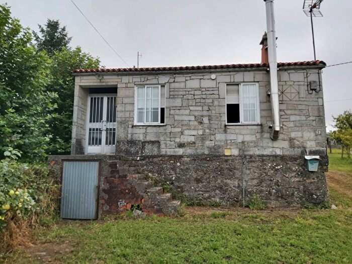 Casa de 3 habitaciones en venta en Galicia, Pontevedra