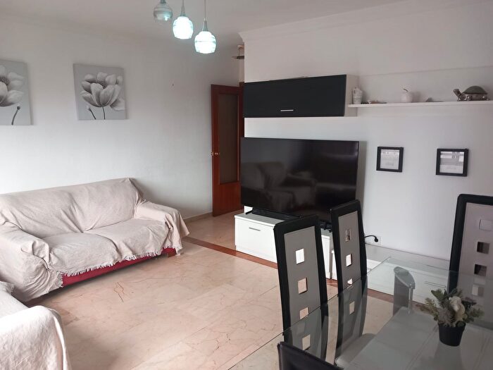 Piso en venta de 3 habitaciones, Centro, El Molinillo Capuchinos