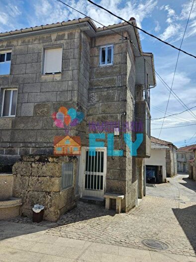 Casa en venta de 4 habitaciones en Galicia, Ourense