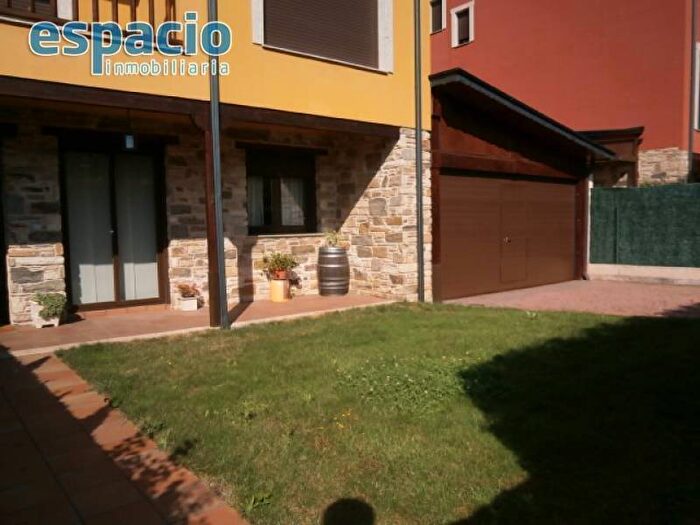Casa de 3 habitaciones en venta en Castilla y León, León