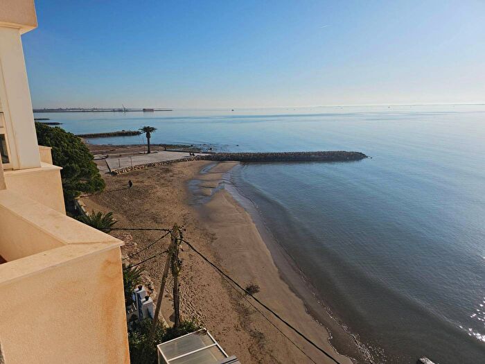 Piso en venta de 4 habitaciones en Cataluña, Tarragona