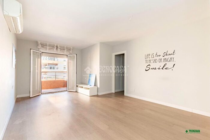 Piso en venta de 3 habitaciones en Los Ángeles Cruz de Caravaca, Almería Capital