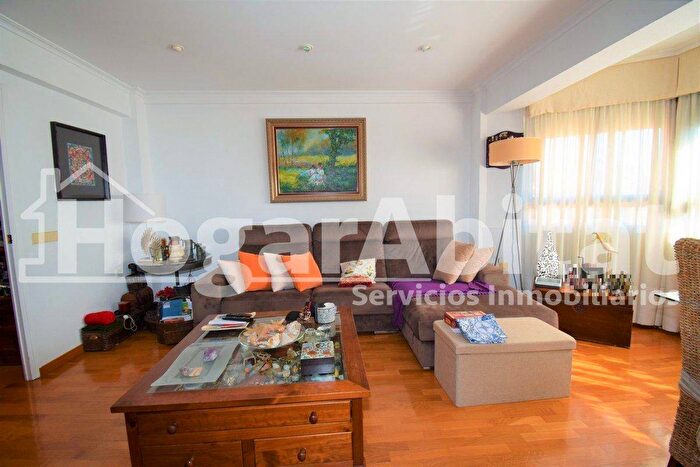 Piso de 3 habitaciones en venta en Comunitat Valenciana, Alicante