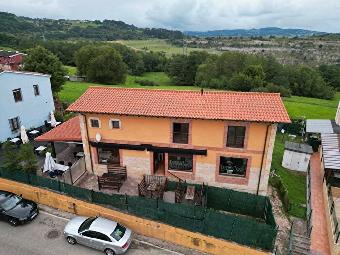 Casa de 5 habitaciones en venta en Cantabria, Cantabria