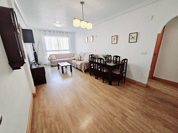 Piso en venta de 3 habitaciones en Comunitat Valenciana, Alicante