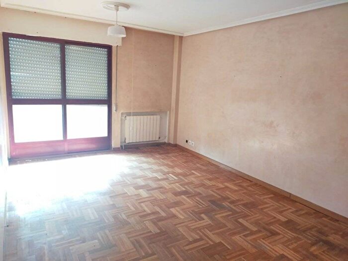 Piso en venta de 3 habitaciones, Castilla y León, León