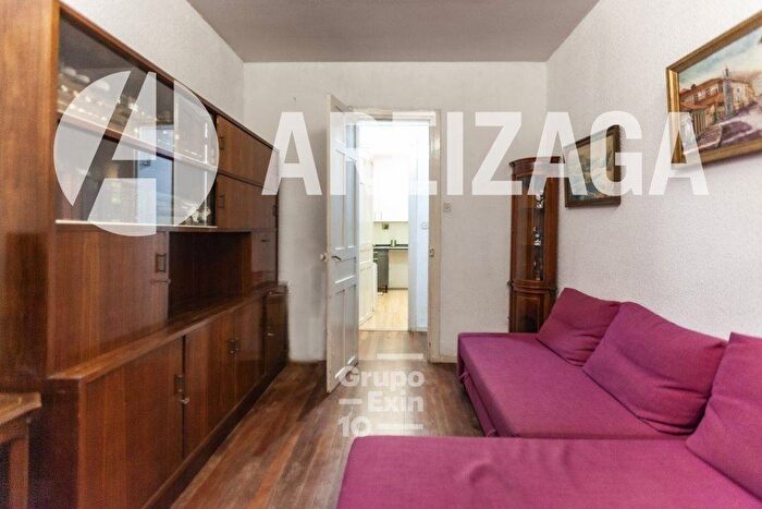 Casas en venta y pisos alquiler - 2