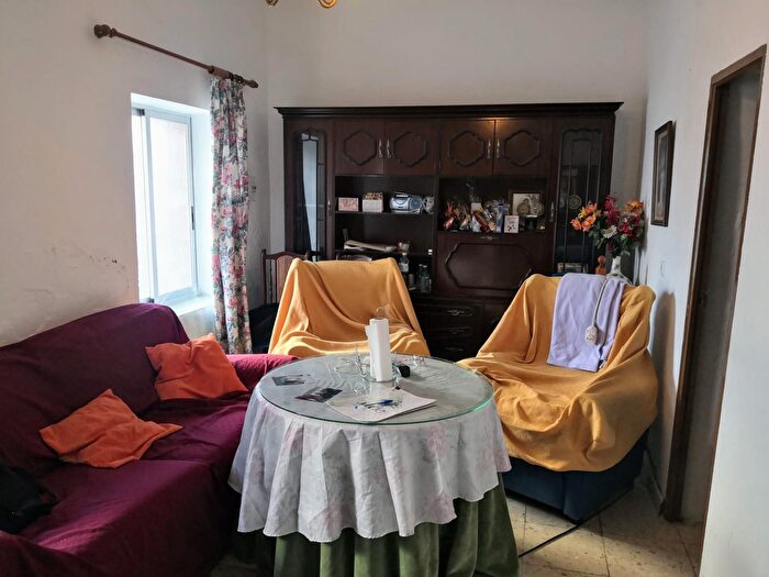 Sur, Campo de la Verdad Miraflores: Casa en venta de 4 habitaciones