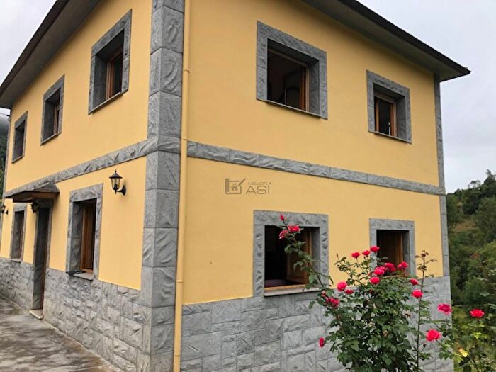 Casa de 5 habitaciones en venta en Principado de Asturias, Asturias