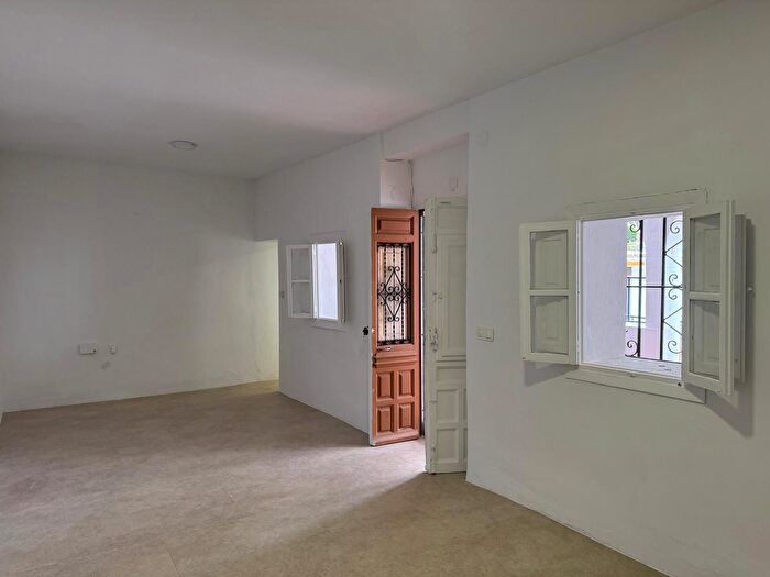 Casa en venta de 4 habitaciones en Ciudad Jardín, Mangas Verdes Las Flores Parque del Sur